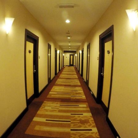 Imperial Palace Hotel Miri Zewnętrze zdjęcie