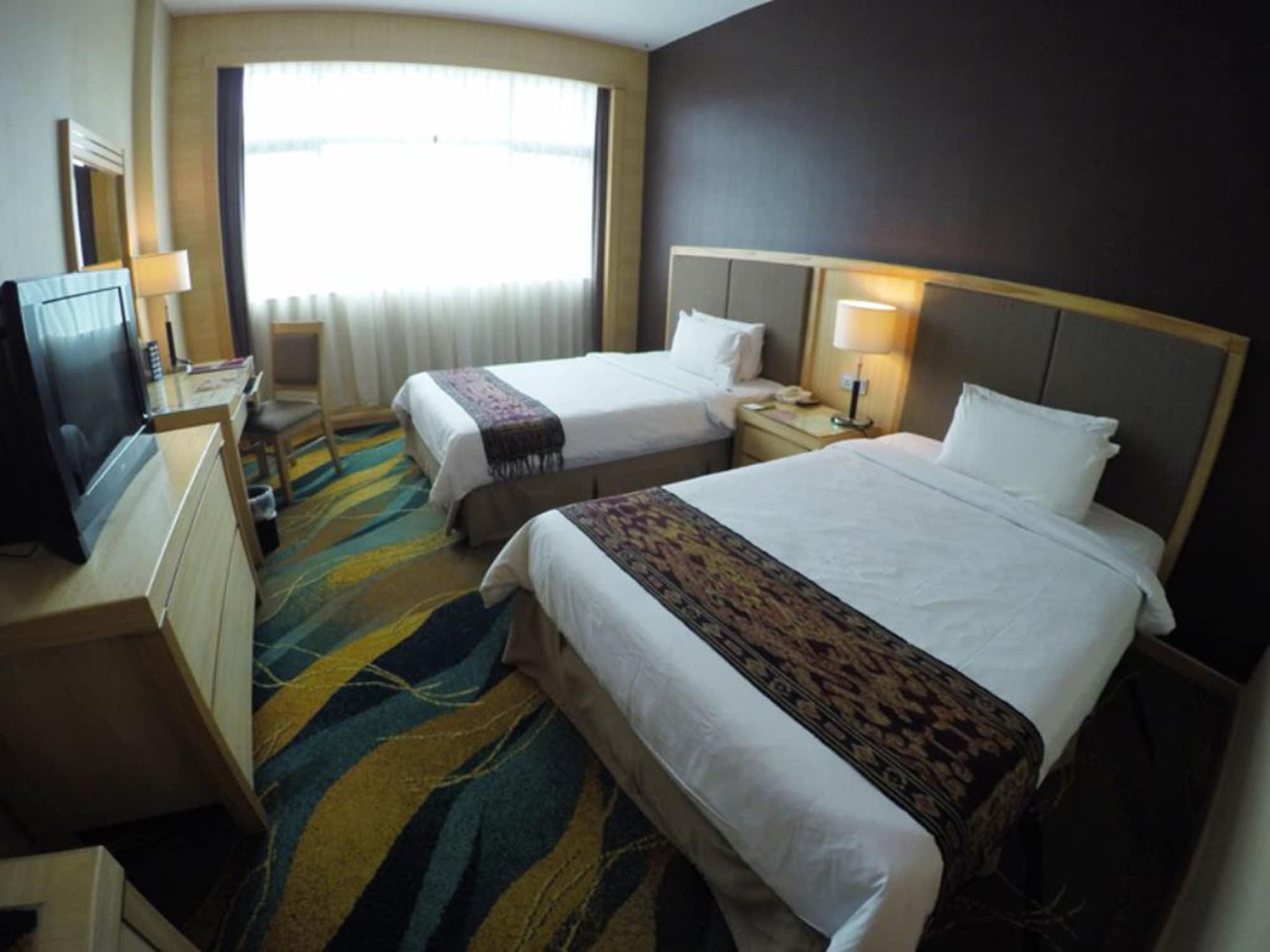 Imperial Palace Hotel Miri Zewnętrze zdjęcie
