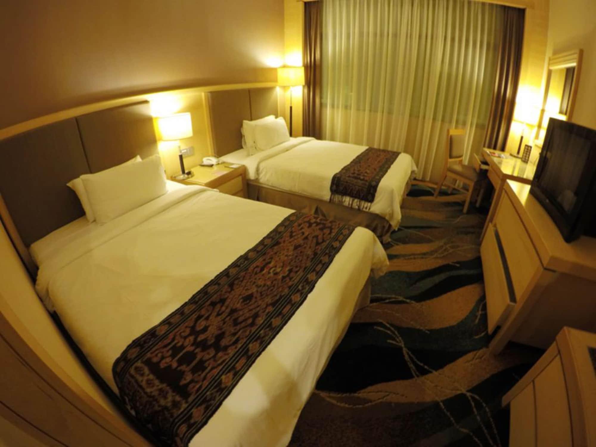 Imperial Palace Hotel Miri Zewnętrze zdjęcie