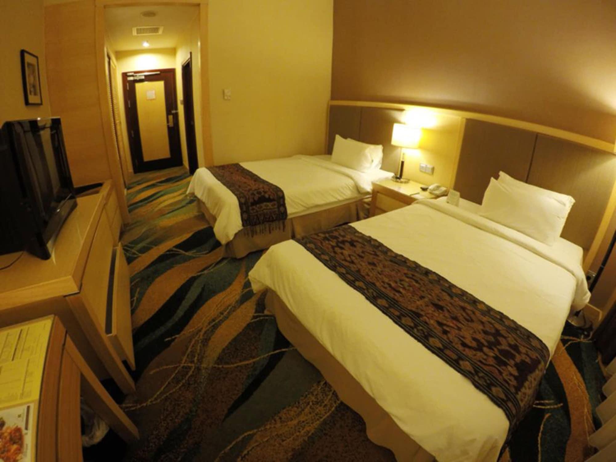 Imperial Palace Hotel Miri Zewnętrze zdjęcie